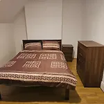 Linday Lodge